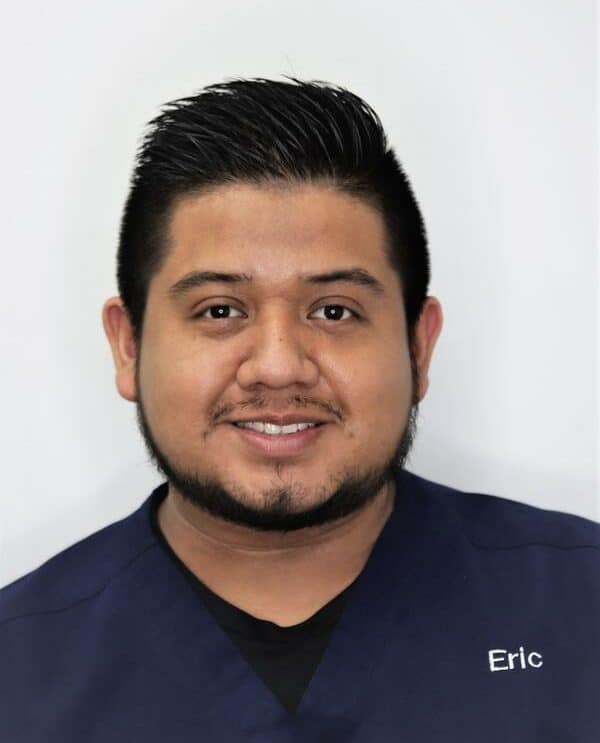 NA Orthodontics | Eric Assistant
